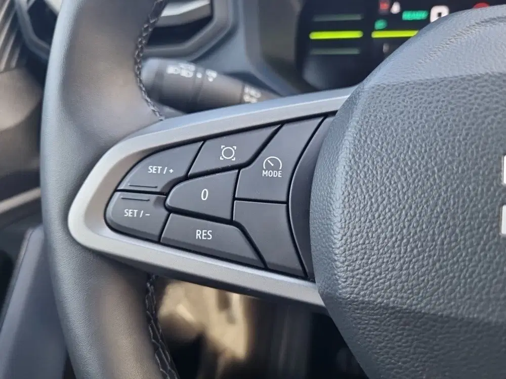 Dacia Duster 1.6 Hybrid 140 Expression CAMERA uit 2025, foto 14