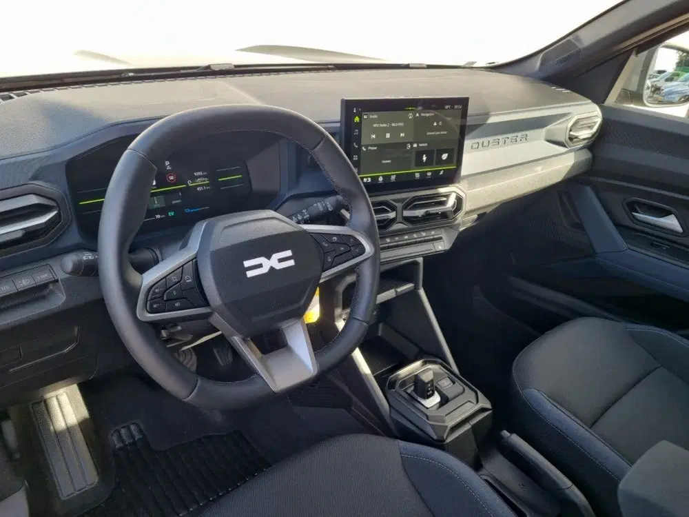Dacia Duster 1.6 Hybrid 140 Expression CAMERA uit 2025, foto 2