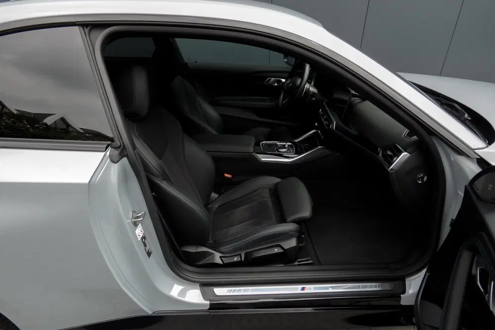 BMW 2-serie 2-serie Coupé 218i uit 2023, foto 4