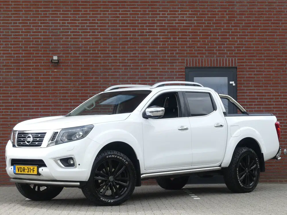 Nissan Navara 2.3 dCi Tekna 190PK 4WD 3500KG Trekgewicht uit 2020