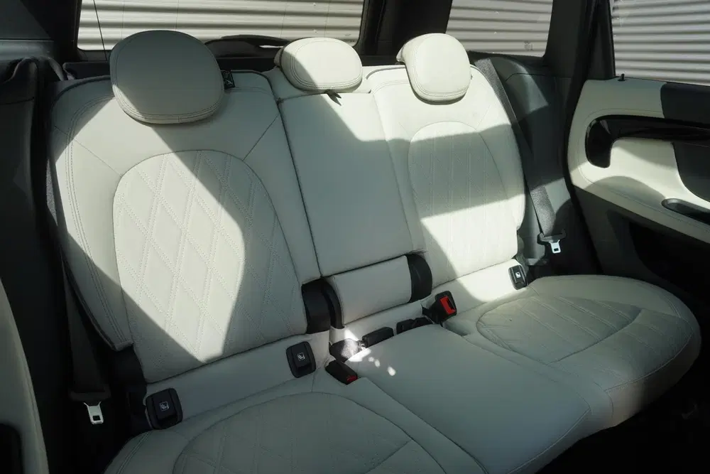 Mini Countryman 2.0 John Cooper Works ALL4 uit 2023, foto 10