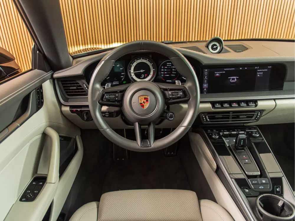 Porsche 911 3.0 Carrera 4S AEROKIT uit 2020, foto 12