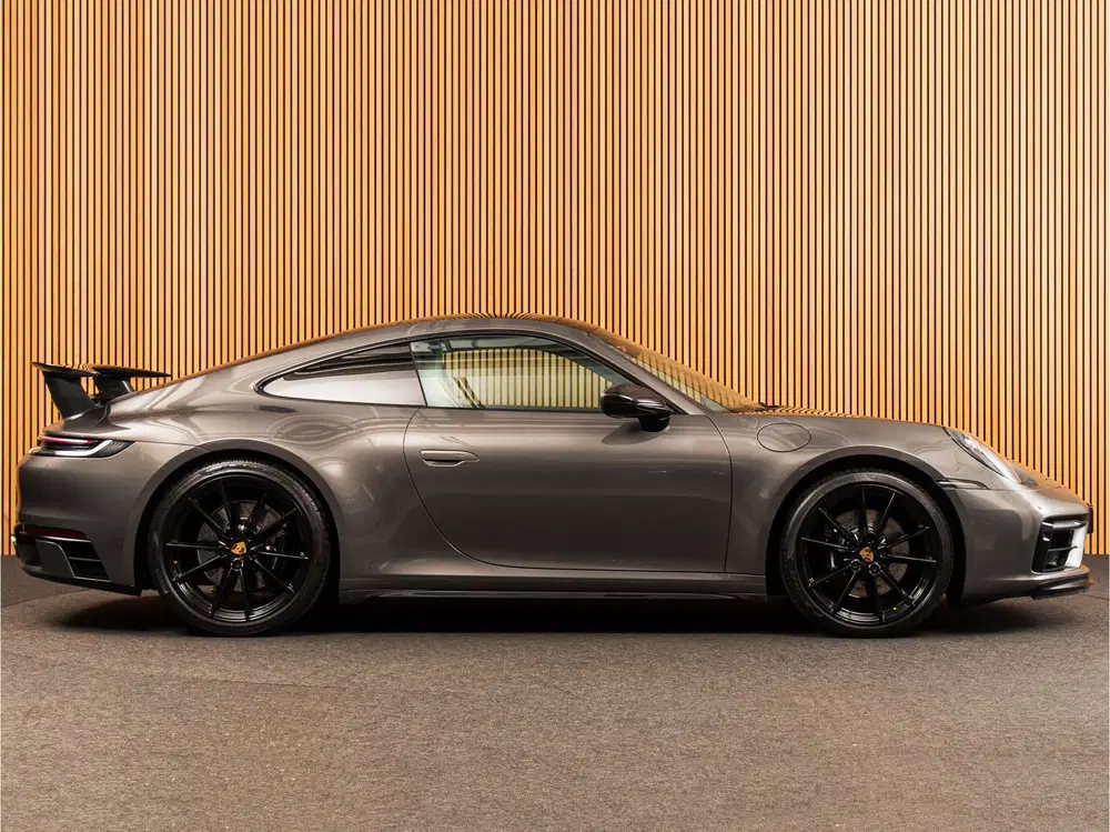 Porsche 911 3.0 Carrera 4S AEROKIT uit 2020, foto 6