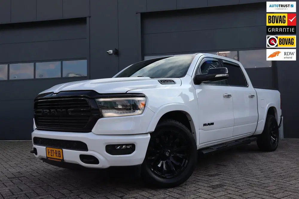 Dodge RAM 5.7 V8 4x4 Crew Cab Laramie-Hemi uit 2021