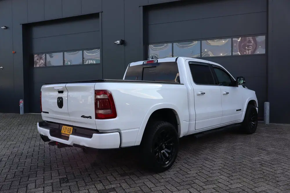 Dodge RAM 5.7 V8 4x4 Crew Cab Laramie-Hemi uit 2021, foto 3