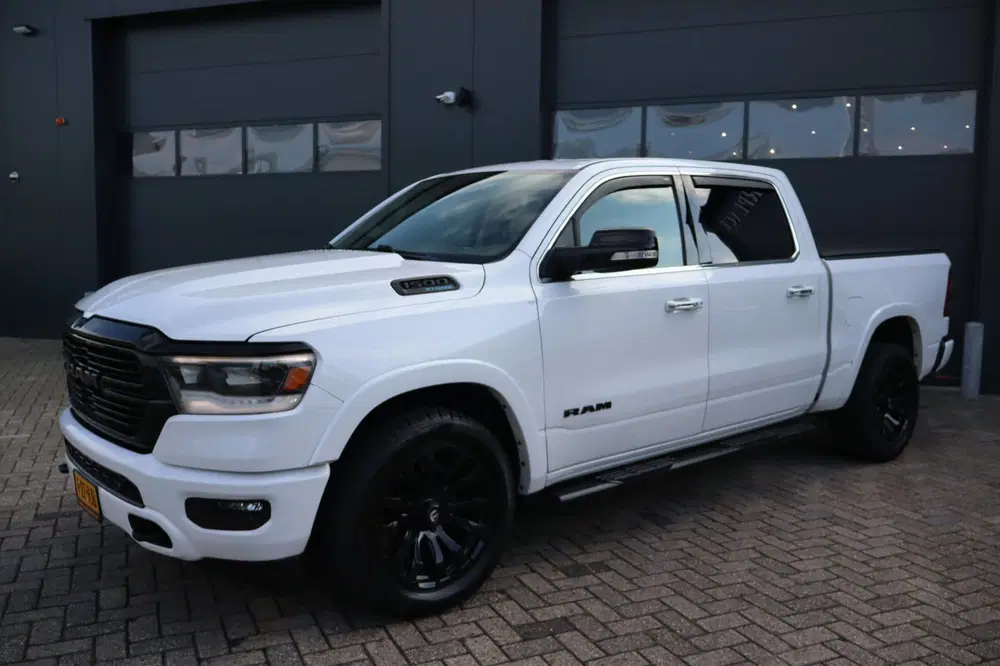 Dodge RAM 5.7 V8 4x4 Crew Cab Laramie-Hemi uit 2021, foto 8