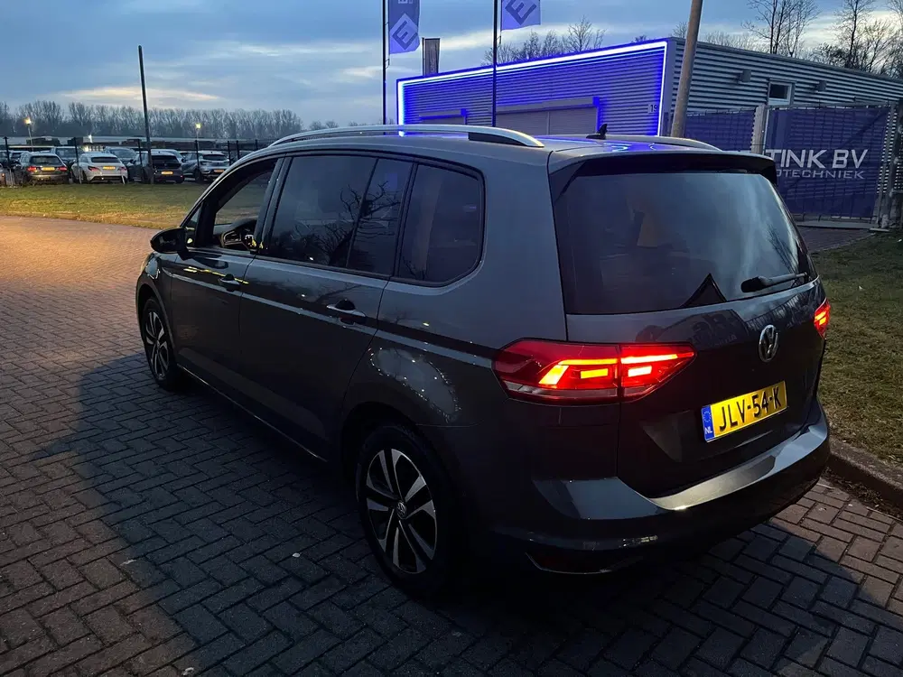 Volkswagen Touran 1.0 TSI IQ Drive Business 7p uit 2019, foto 4