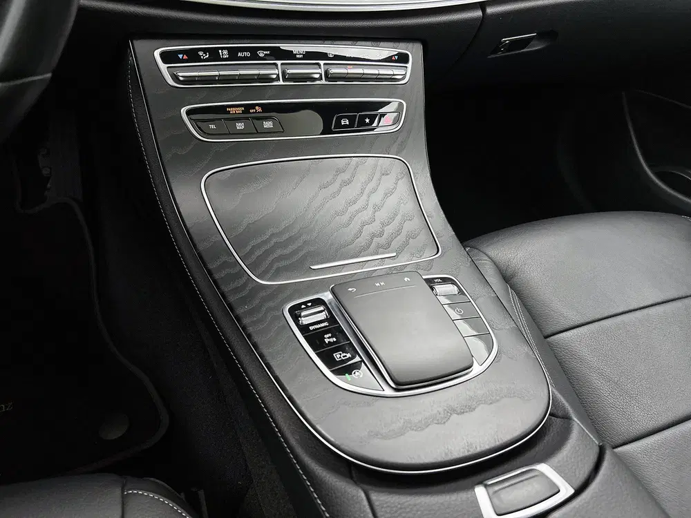 Mercedes-Benz E-Klasse 200 AMG Line uit 2023, foto 12