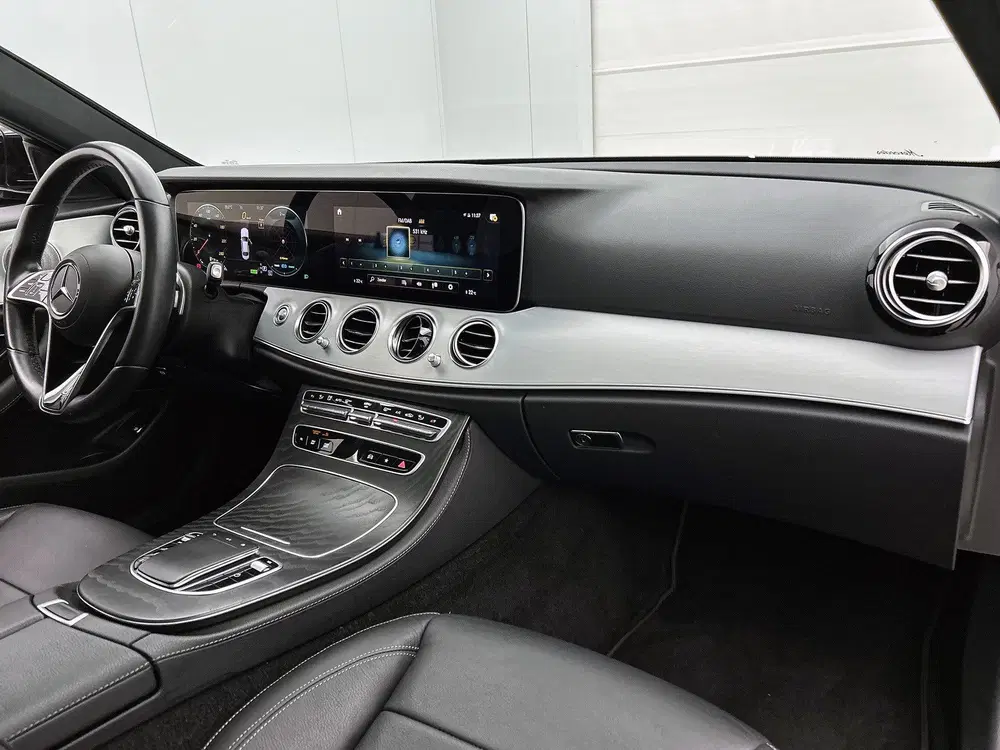 Mercedes-Benz E-Klasse 200 AMG Line uit 2023, foto 7