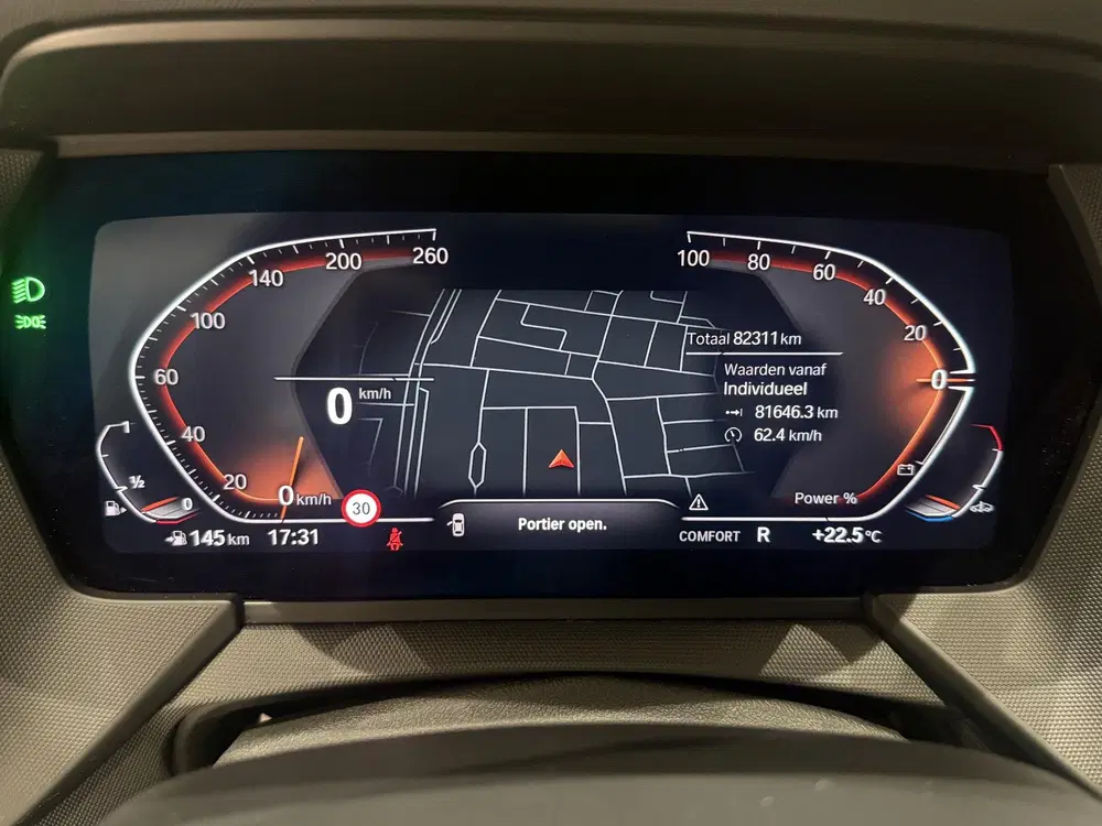 BMW 1-serie 118i Introduction Edition uit 2023, foto 4