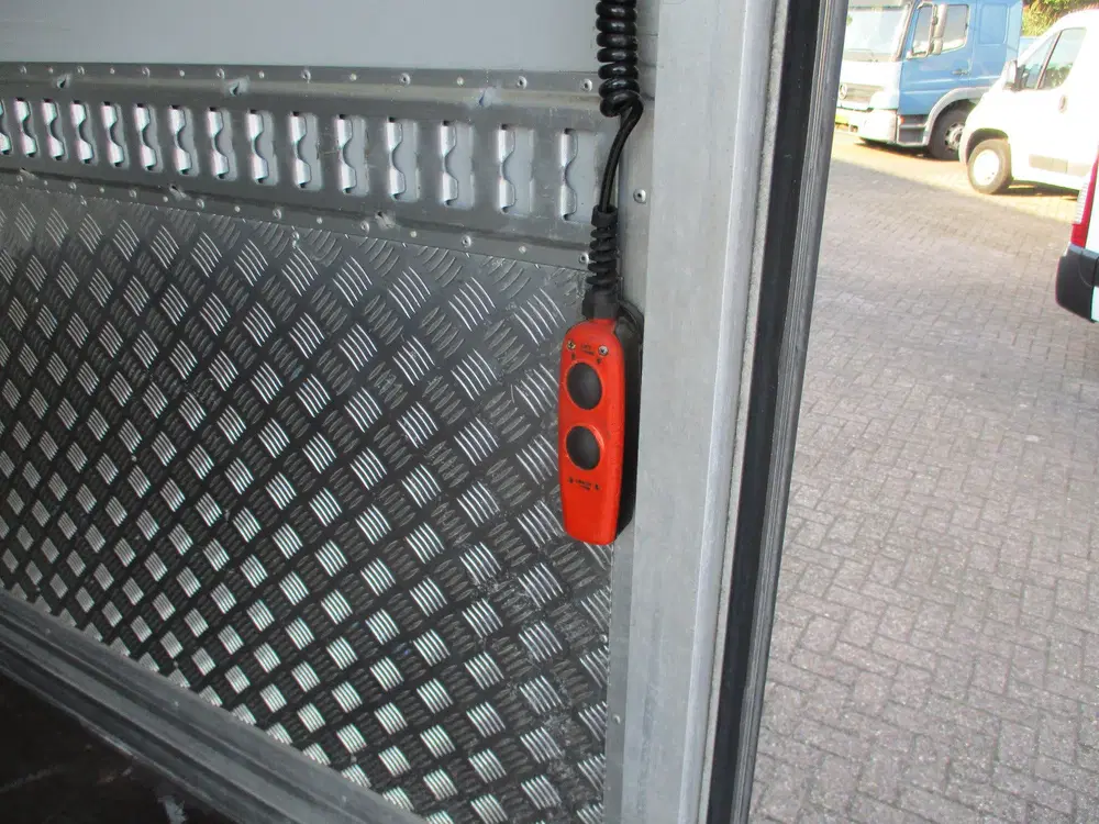 Renault Master 2.3DCI 145 PK Bakwagen Meubelbak Laadklep uit 2023, foto 14
