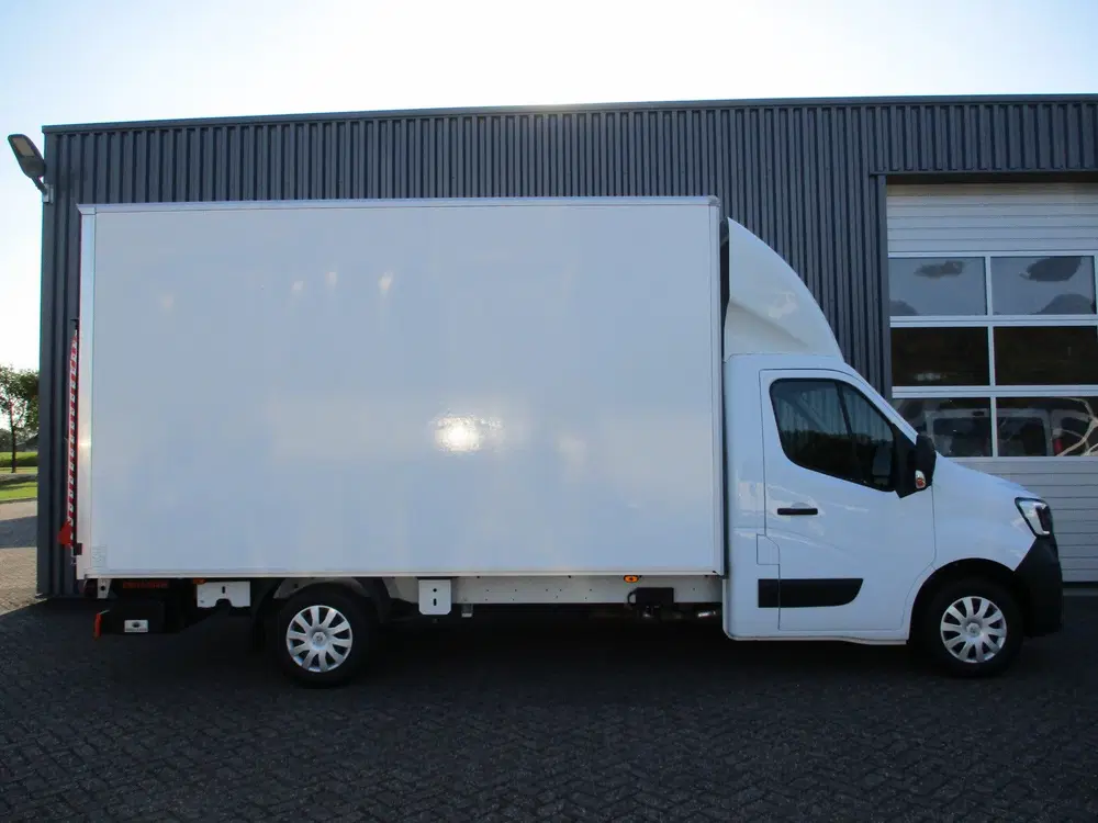Renault Master 2.3DCI 145 PK Bakwagen Meubelbak Laadklep uit 2023, foto 3