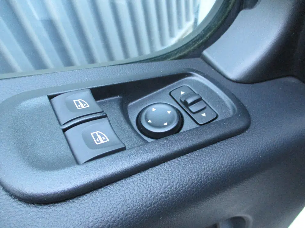 Renault Master 2.3DCI 145 PK Bakwagen Meubelbak Laadklep uit 2023, foto 6