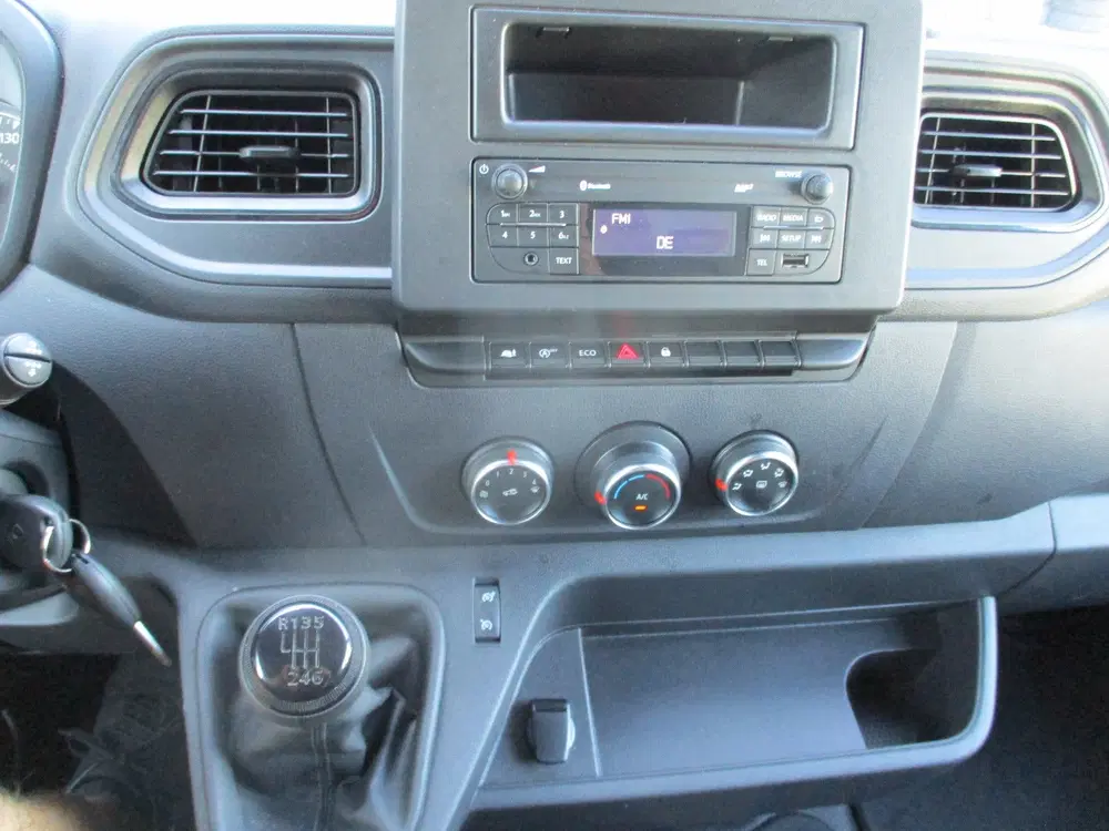 Renault Master 2.3DCI 145 PK Bakwagen Meubelbak Laadklep uit 2023, foto 9