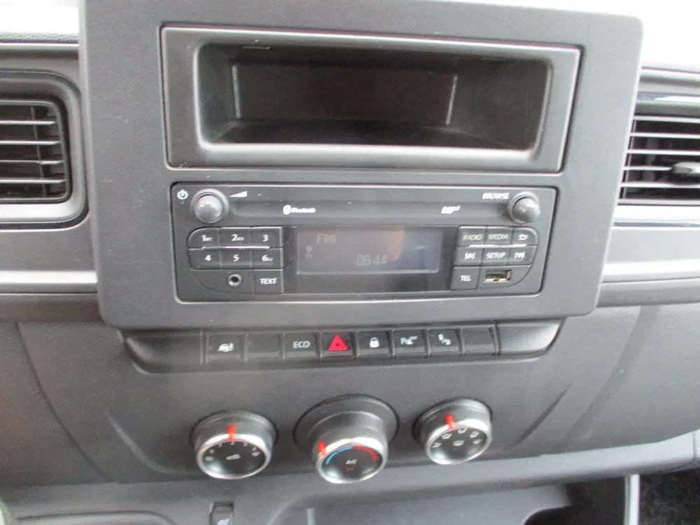 Renault Master 2.3 dCi 135 PK L2H2 servicewagen Inrichtin uit 2020, foto 11