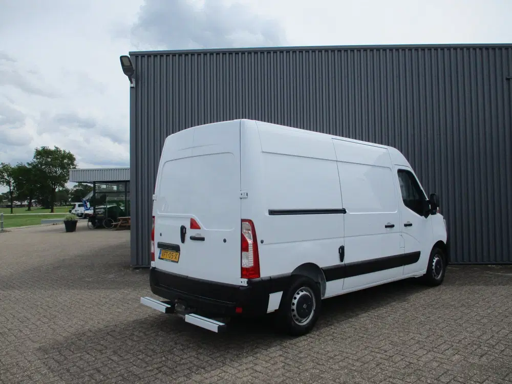 Renault Master 2.3 dCi 135 PK L2H2 servicewagen Inrichtin uit 2020, foto 4