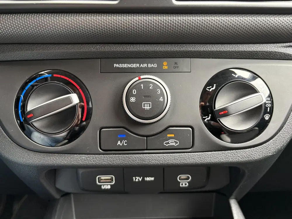 Hyundai i10 1.0 Comfort Achteruitrijcamera uit 2025, foto 13