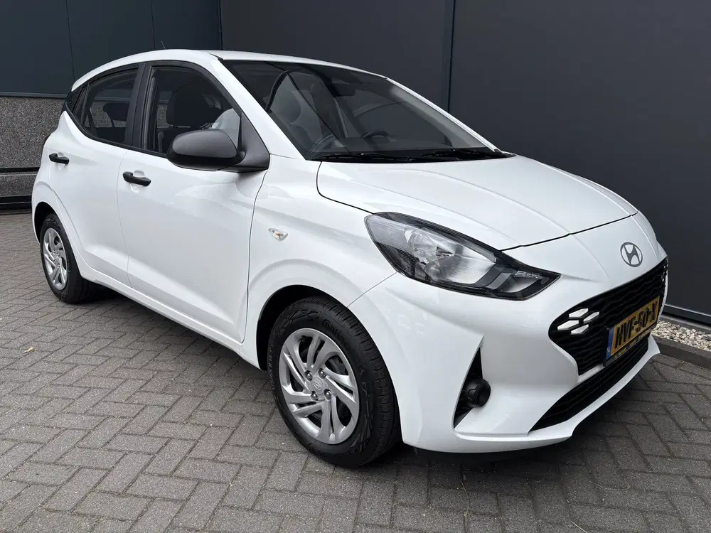 Hyundai i10 1.0 Comfort Achteruitrijcamera uit 2025, foto 3