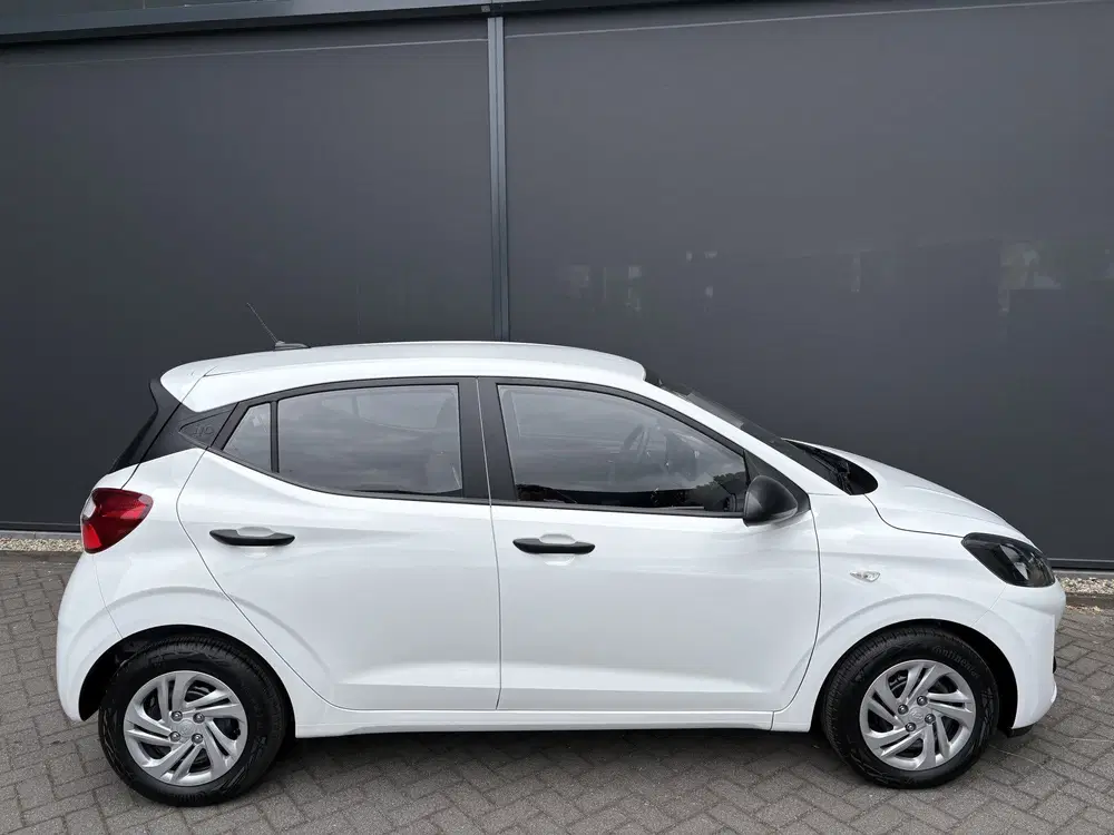 Hyundai i10 1.0 Comfort Achteruitrijcamera uit 2025, foto 7