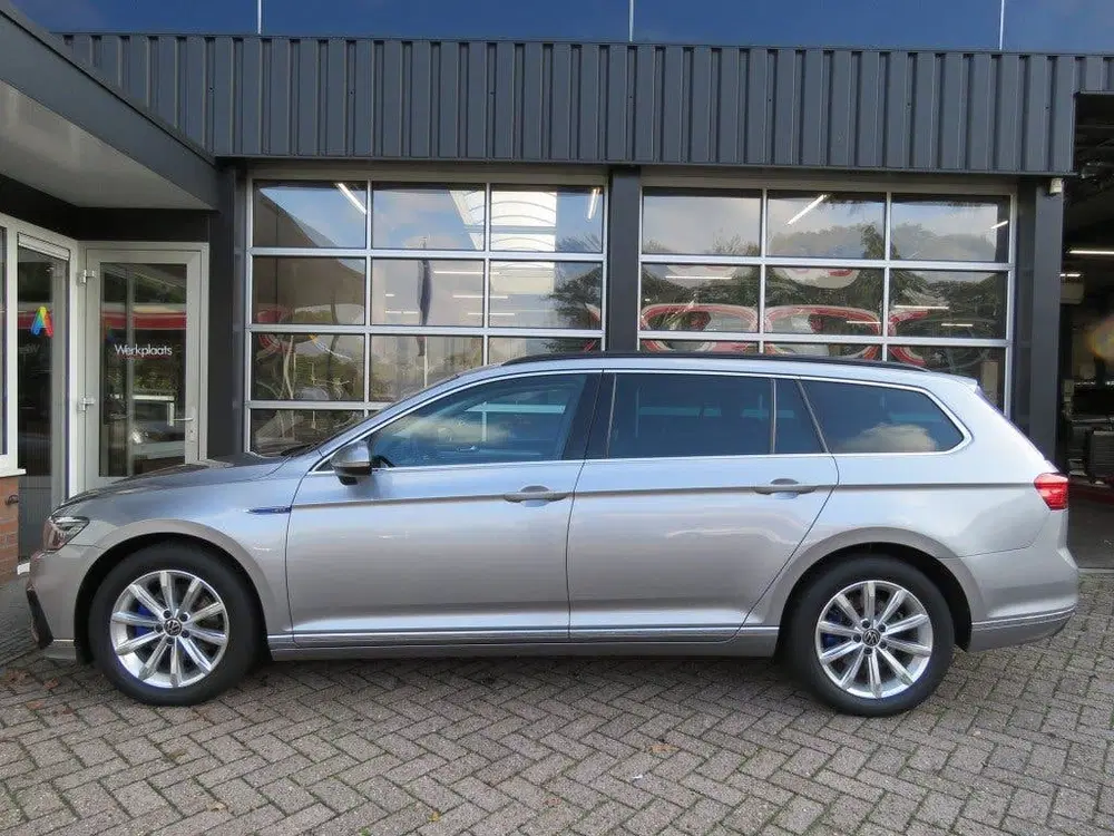 Volkswagen Passat 1.4 TSI PHEV GTE uit 2023, foto 3