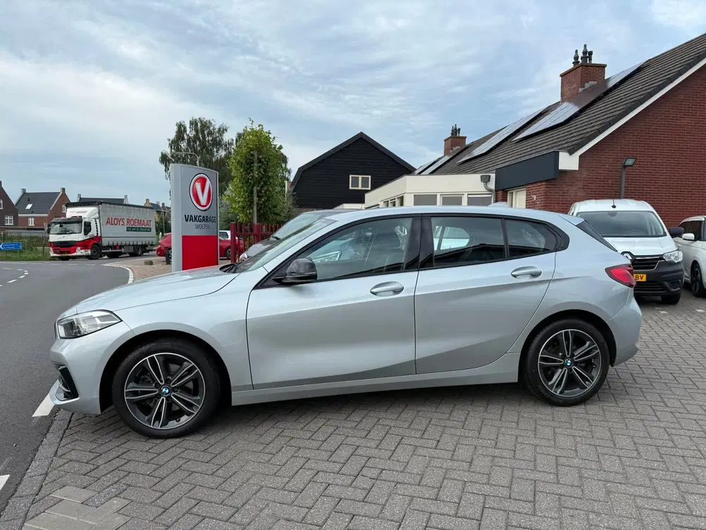 BMW 1-serie 118i High Executive. RIJKLAARPRIJS TREKHAA uit 2020, foto 6