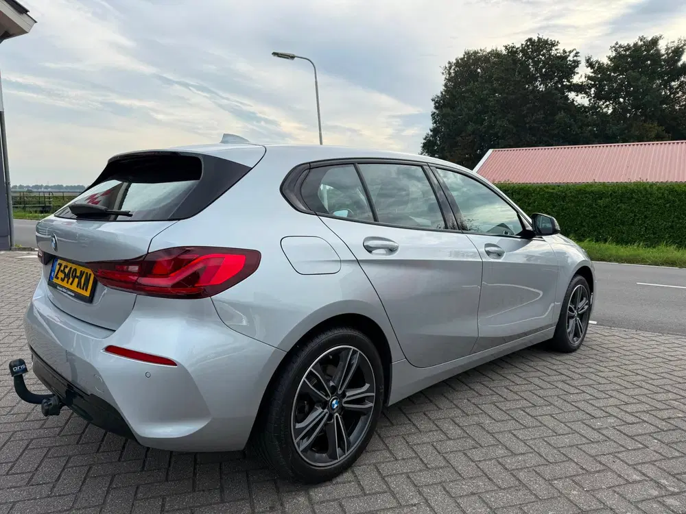 BMW 1-serie 118i High Executive. RIJKLAARPRIJS TREKHAA uit 2020, foto 8