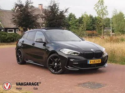 BMW 1-serie 118i Business Edition Plus uit 2022