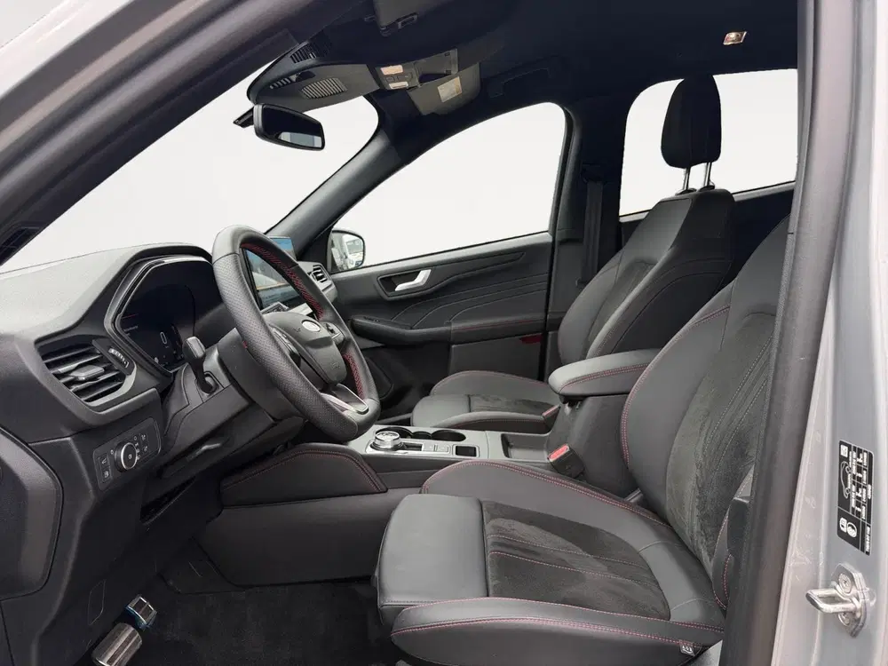 Ford Kuga 2.5 PHEV ST-Line X uit 2025, foto 15