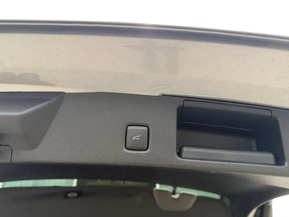 Ford Kuga 2.5 PHEV ST-Line X uit 2025, foto 8