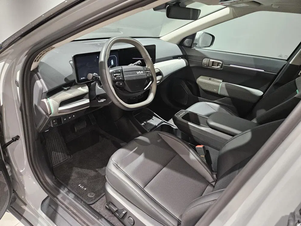 Kia EV4 58 uit 2026, foto 10