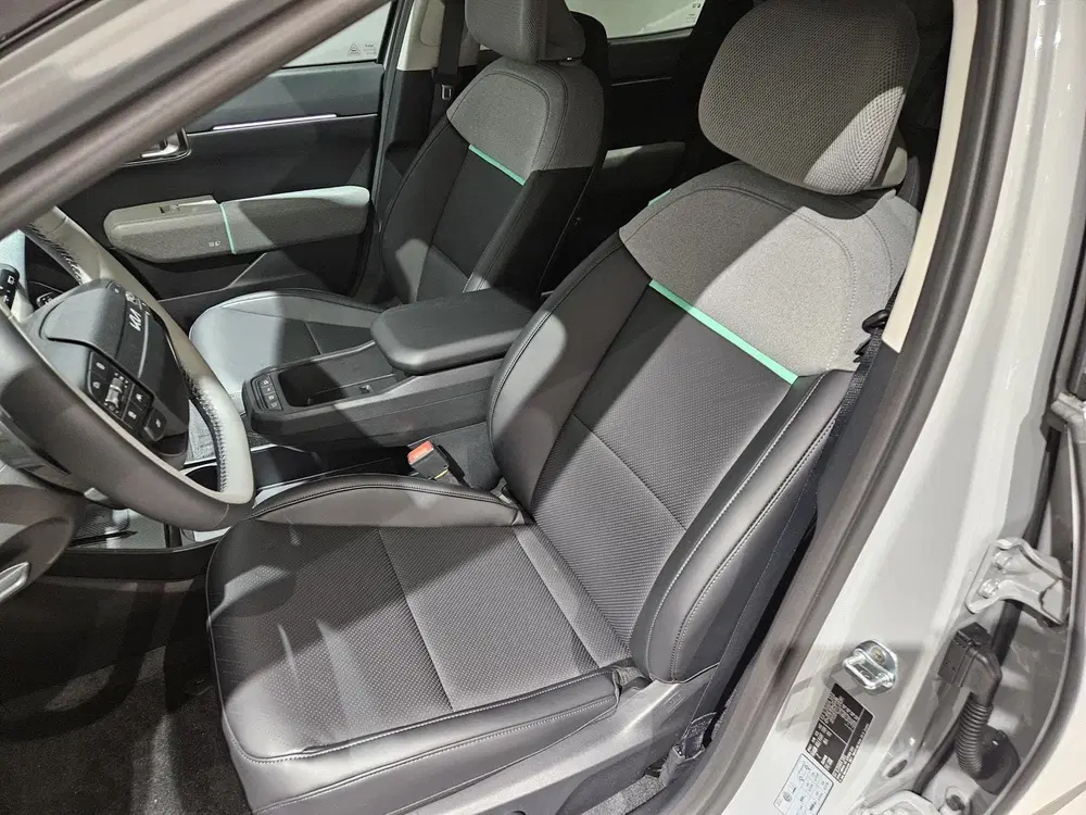 Kia EV4 58 uit 2026, foto 9