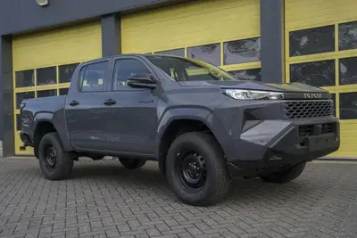 Toyota Hilux 2.8 D-4D MHEV Double Cab Auto 4WD Active uit 2026