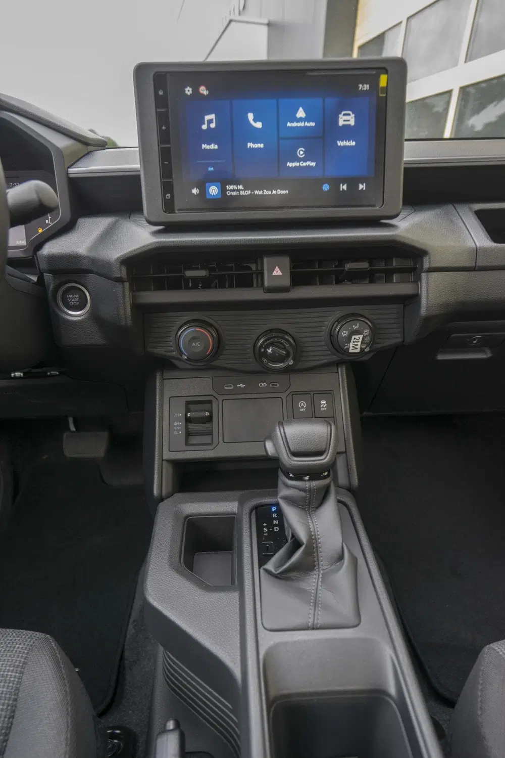 Toyota Hilux 2.8 D-4D MHEV Double Cab Auto 4WD Active uit 2026, foto 11