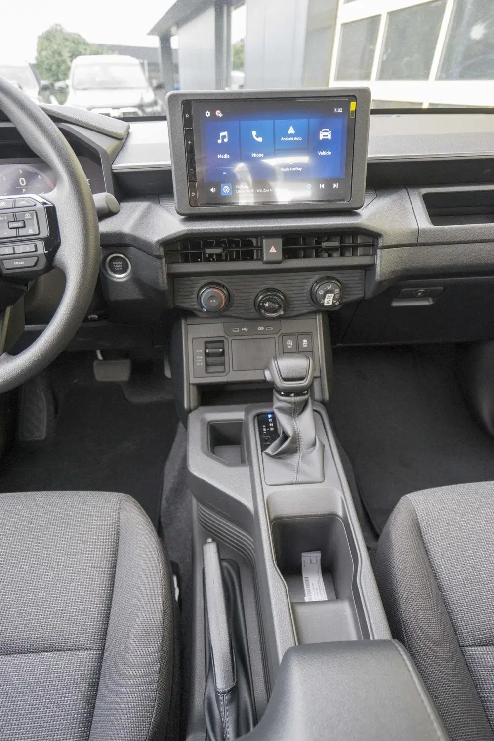 Toyota Hilux 2.8 D-4D MHEV Double Cab Auto 4WD Active uit 2026, foto 12