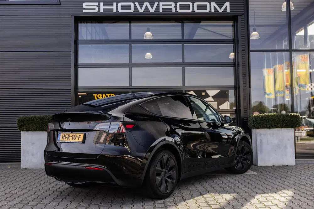 Tesla Model Y Long Range RWD 75 kWh uit 2025, foto 6