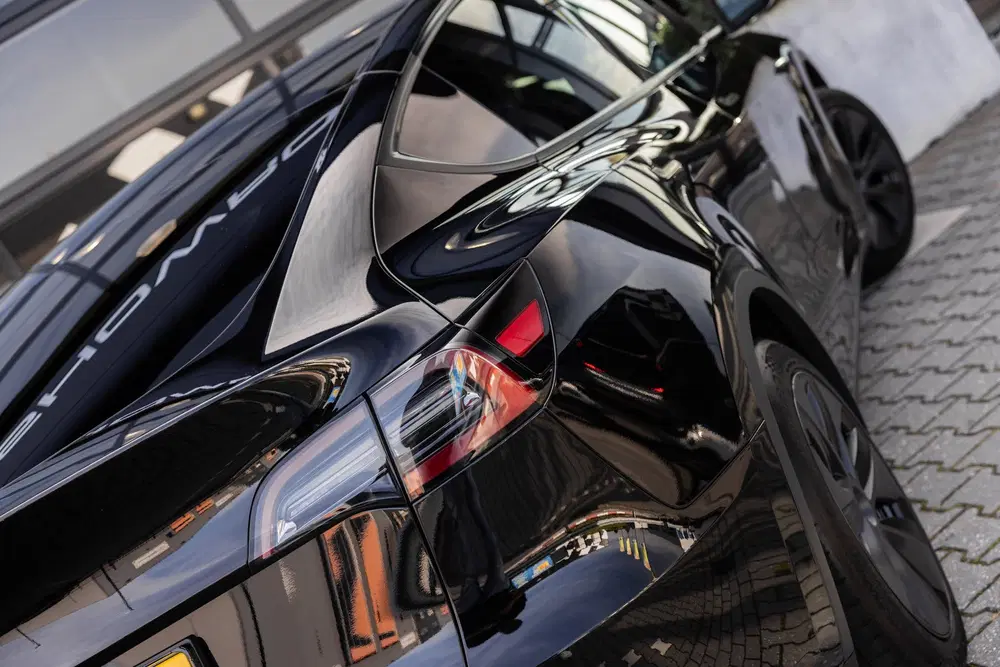 Tesla Model Y Long Range RWD 75 kWh uit 2025, foto 8