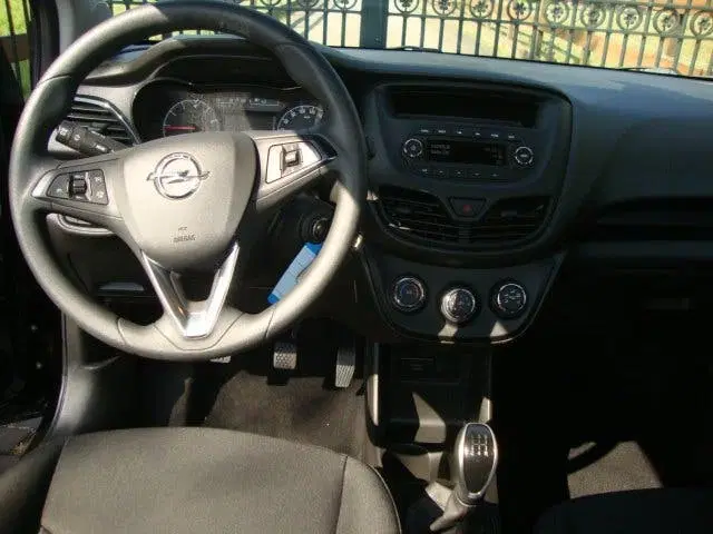 Opel Karl 1.0 ecoFLEX 120 Jaar Edition uit 2019, foto 10
