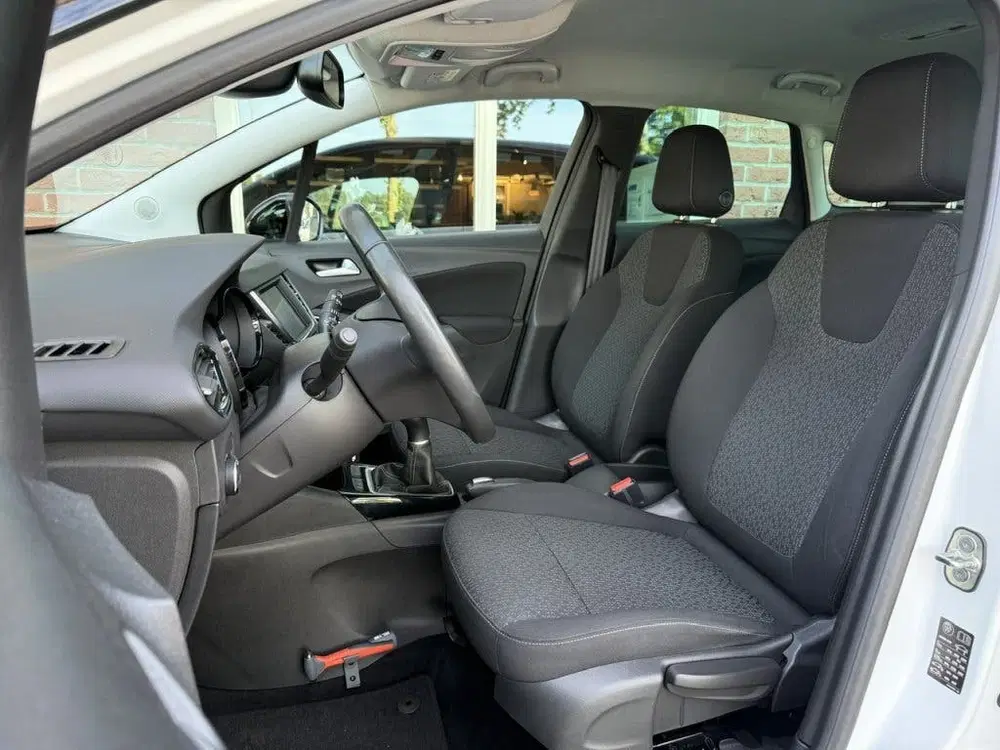 Opel Crossland 1.2 Edition NAVI uit 2021, foto 4