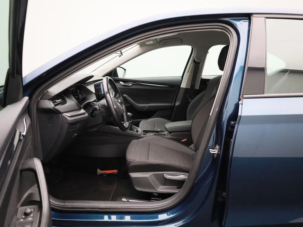 Skoda Octavia 1.0 TSI Business Edition uit 2021, foto 10