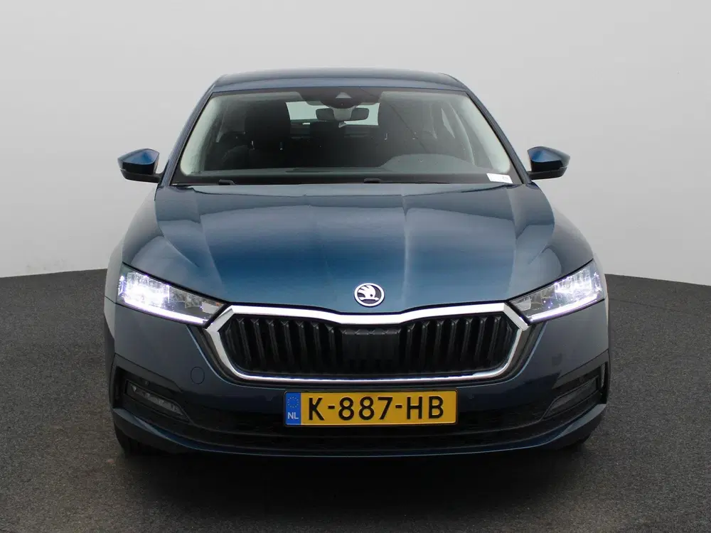 Skoda Octavia 1.0 TSI Business Edition uit 2021, foto 3