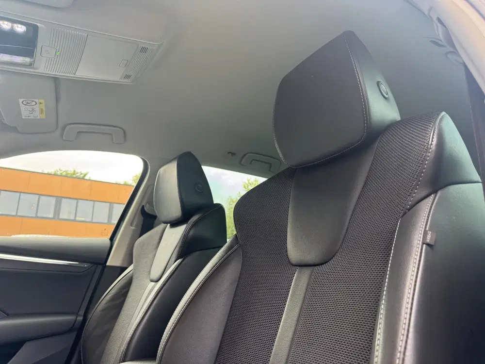 Skoda Octavia 1.4 TSI iV PHEV Business Edition CarPlay uit 2021, foto 5
