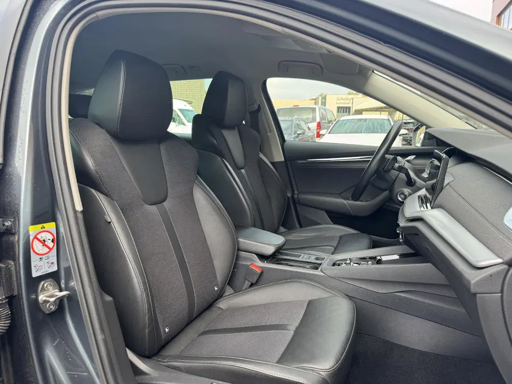 Skoda Octavia 1.4 TSI iV PHEV Business Edition CarPlay uit 2021, foto 7