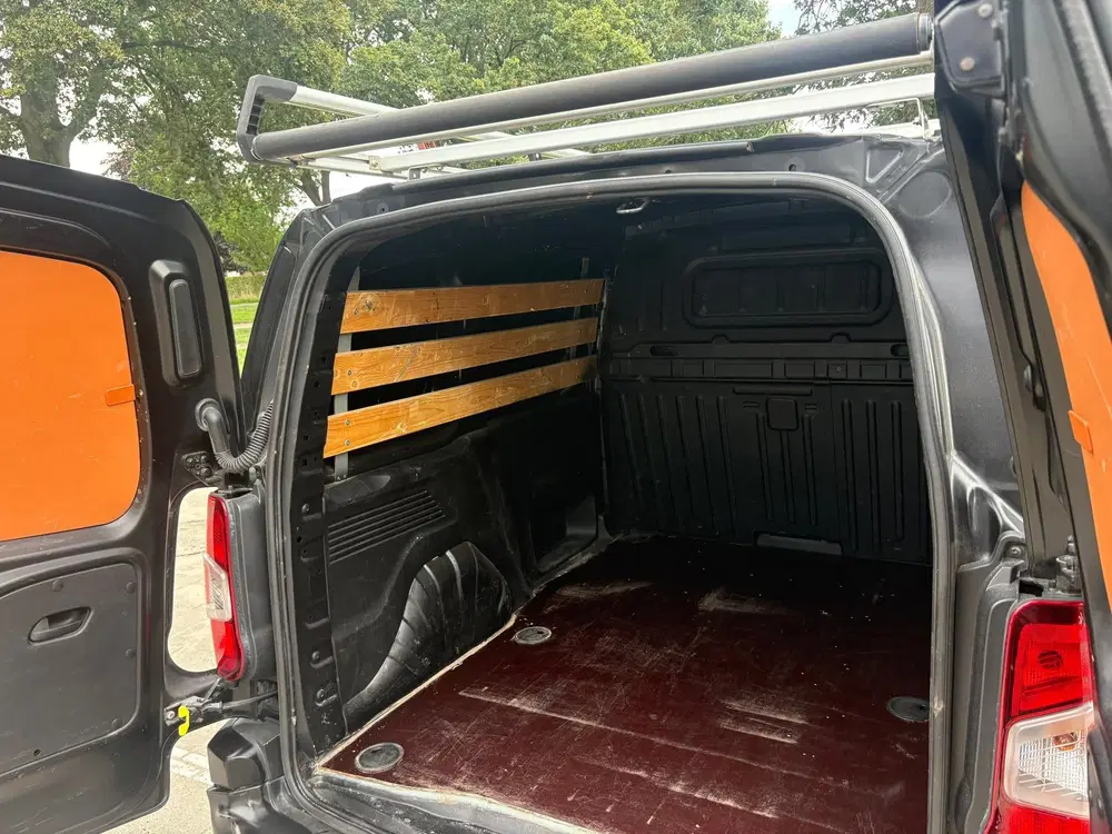 Opel Combo 1.6D L1H1 Edition uit 2020, foto 10