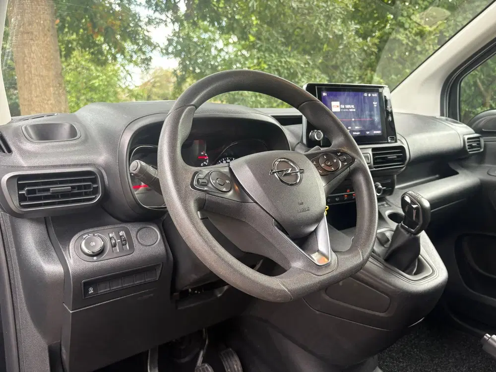 Opel Combo 1.6D L1H1 Edition uit 2020, foto 15