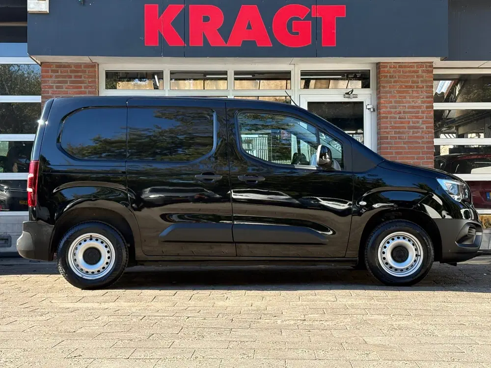 Opel Combo 1.6D L1H1 Edition uit 2020, foto 5