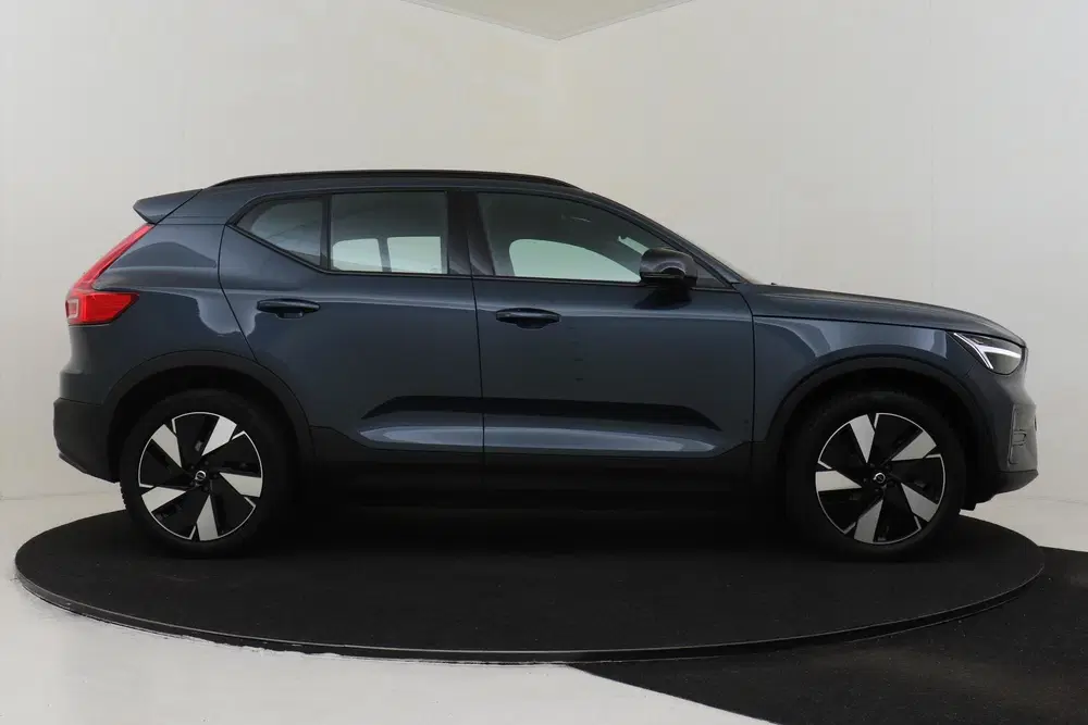 Volvo EX40 SINGLE MOTOR EXTENDED RANGE PLUS 82 kWh -H uit 2025, foto 13