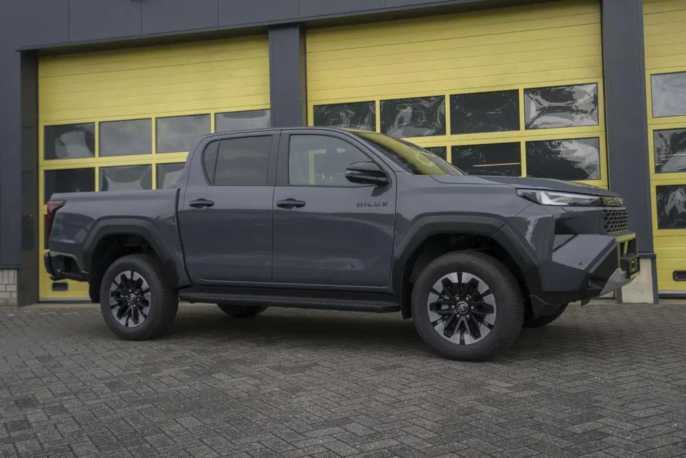 Toyota Hilux Toyota Hilux 2.8 D-4D MHEV Double Cab Styl uit 2026, foto 3