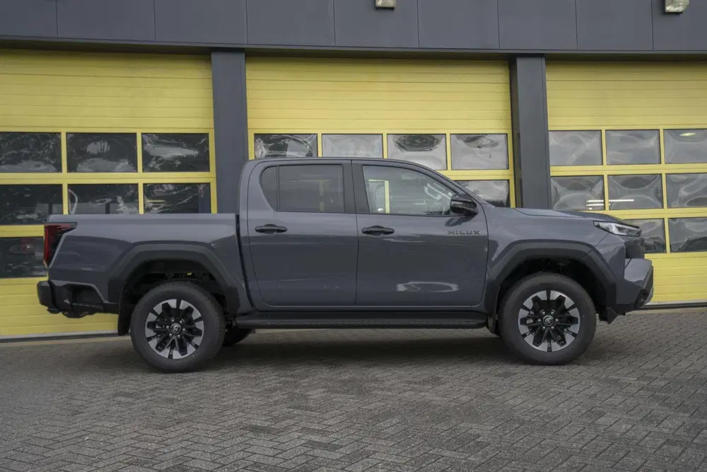 Toyota Hilux Toyota Hilux 2.8 D-4D MHEV Double Cab Styl uit 2026, foto 4