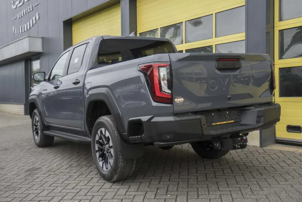 Toyota Hilux Toyota Hilux 2.8 D-4D MHEV Double Cab Styl uit 2026, foto 5