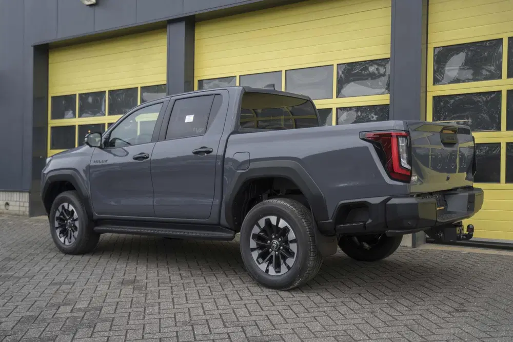 Toyota Hilux Toyota Hilux 2.8 D-4D MHEV Double Cab Styl uit 2026, foto 6